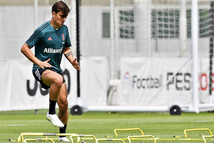 Fotó: Juventus.com Győztek a futballisták: hazamehetnek a családjukhoz