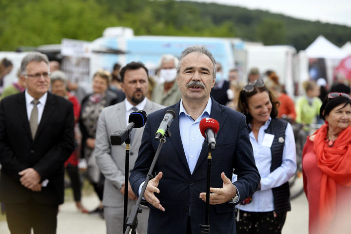 Fotó: MTI/Koszticsák Szilárd Nagy István: A helyi termék mindig a helyi gazdaságot erősíti