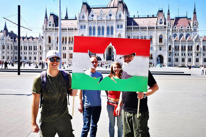 Fotó: Facebook Már annyira magukénak érzik Ferencvárost a kétfarkúak, hogy átrajzolták a címerét