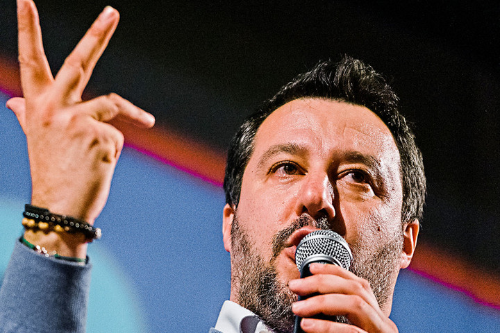 Salvini: Olaszország védelme kötelesség