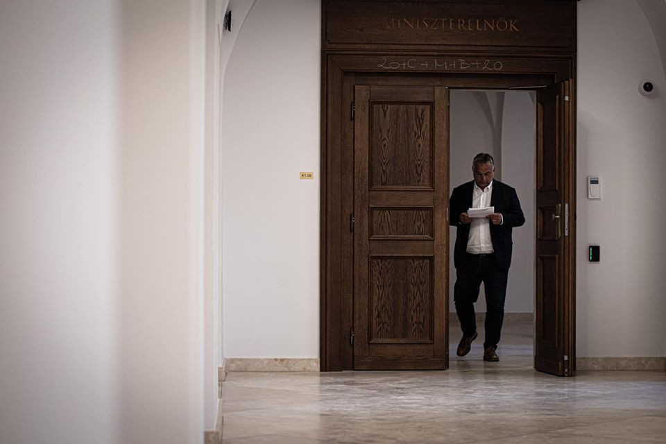 Orbán Viktor: Ennek a napnak is vége