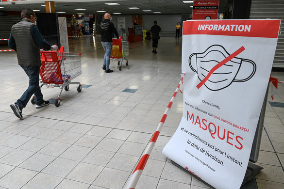 Nem lesz kötelező a karantén Franciaországban az Európából érkezőknek