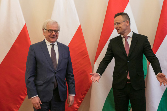 Magyarország és Lengyelország minden támogatást megad egymásnak