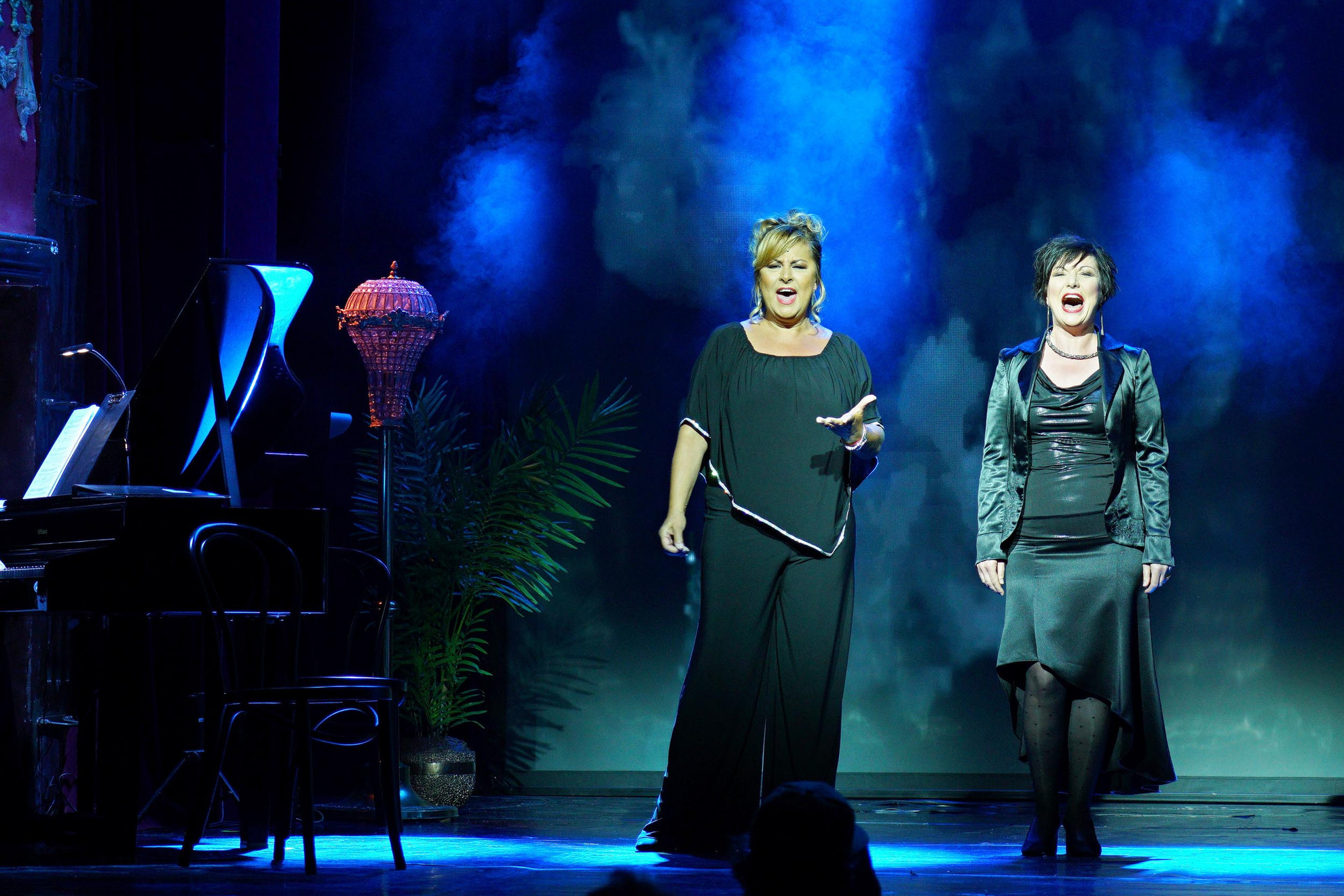 Fotó: MH/Katona László Szulák Andrea és Siménfalvy Ágota a Nine/Kilenc című Broadway-musicalből adtak ízelítőt