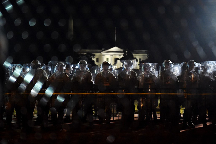 Fotó: Olivier DOULIERY / AFP A Nemzeti Gárda tartalékosai megfertőződtek a washingtoni tüntetéseken