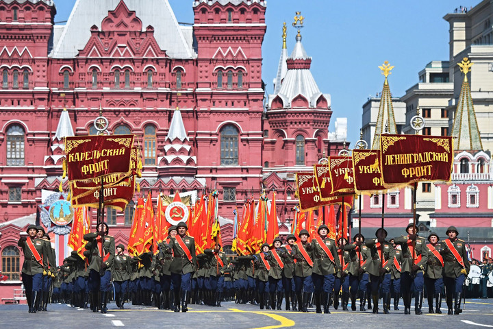 Fotó: AFP/Host Photo Agency/Sputnik/ A járvány ellenére megtartották a moszkvai díszszemlét