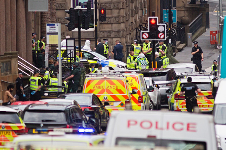 Fotó: AFP/Robert Perry Késeléses támadás Glasgow belvárosában