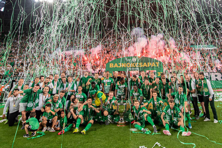 Fotó: MTI/Szigetváry Zsolt Látványos tűzijáték a bajnok Ferencváros tiszteletére