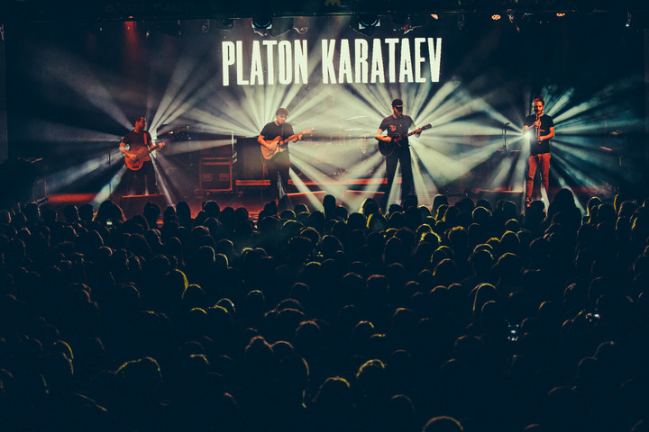 Fotó: Platon Karataev/Hegyi Júlia Lily „Hosszú út áll még előttünk”