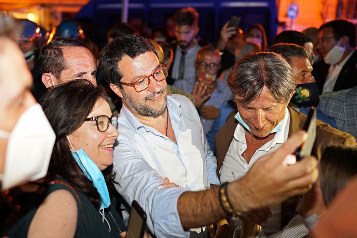 Fotó: NurPhoto/Gabriele Maricchiolo Ismét kiosztotta Matteo Salvini a Conte-kormányt