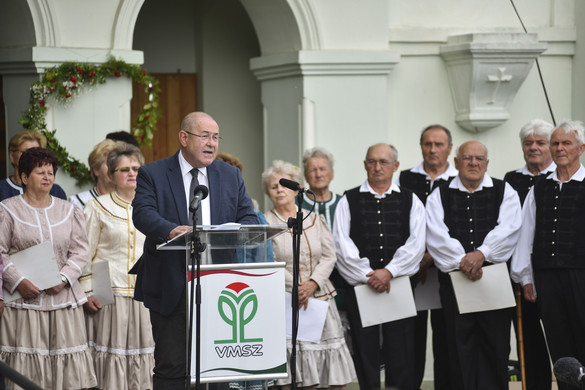 „Az európai hatalmak száz éve meg akarták ölni Magyarországot”