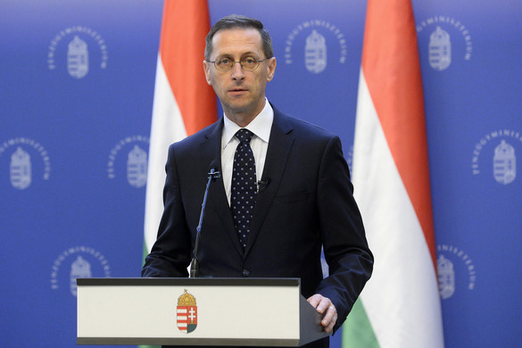 Varga Mihály: Százmilliárd forint fejlesztési forrásra pályázhatnak a kkv-k