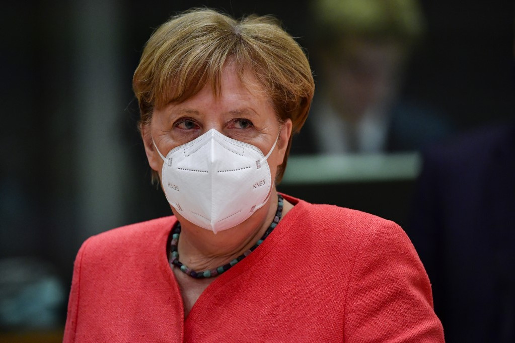 Merkel a vírushelyzet romlását várja