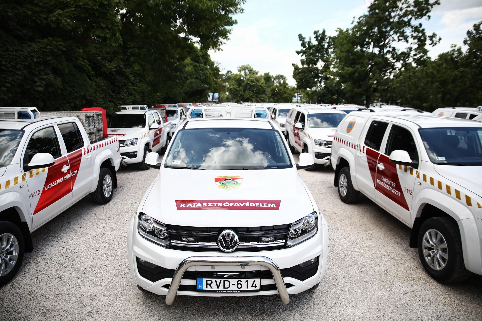 Hatvanhárom speciális járművet kapott a katasztrófavédelem