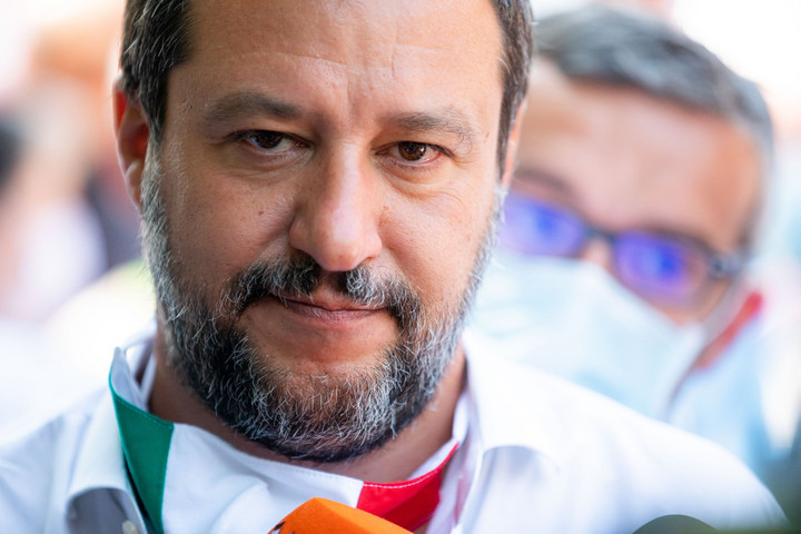Fotó: AFP/NurPhoto/Alessandro Bremec Szijjártó: Matteo Salvini köszönetet, nagyrabecsülést és kitüntetést érdemel