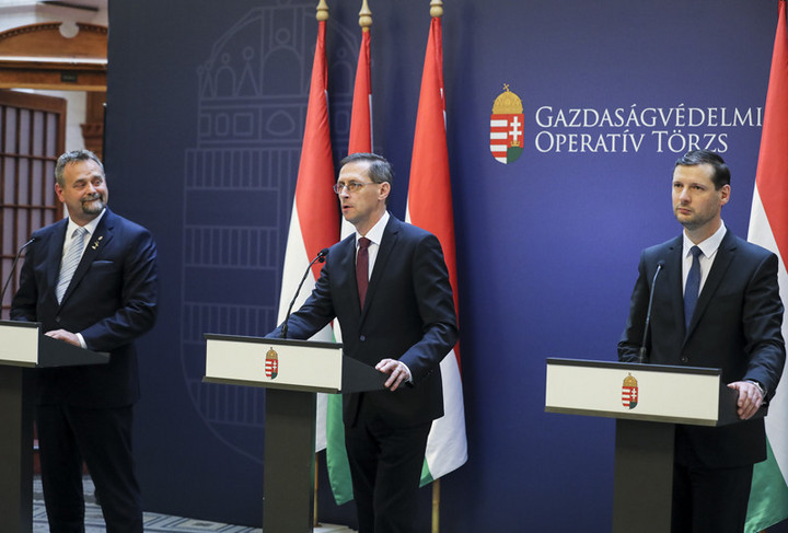 Fotó: MH/Purger Tamás További jelentős forrásokkal támogatja a gazdaságvédelmet a költségvetés