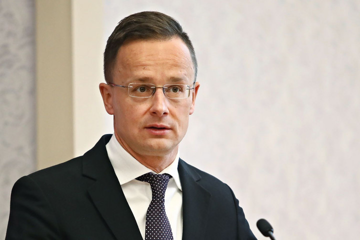 Fotó: MH/Papajcsik Péter Szijjártó: Minden magyart biztonságban kell tudnunk
