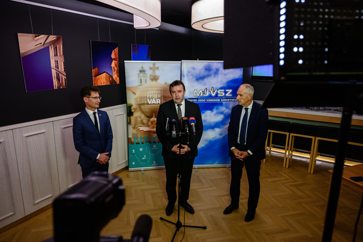 Fotó: MTI/Vasvári Tamás A magyar gazdaság elkezdett újra nagyobb fokozatba kapcsolni