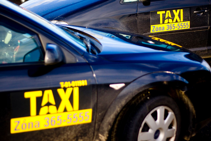 Fotó: MH Hazaszállították az ex Zóna taxis Veres Istvánt