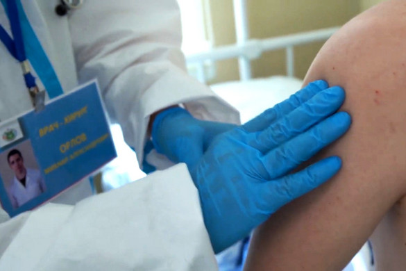 Sikeresen befejeződött az első orosz koronavírus-vakcina tesztelése