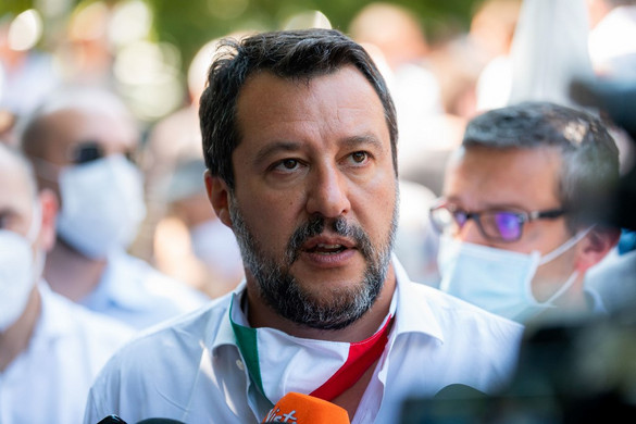 Salvini: Tarthatatlan a helyzet Lampedusán