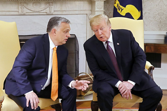 Vacsoramelegítés közben hívta Trump Orbán Viktort