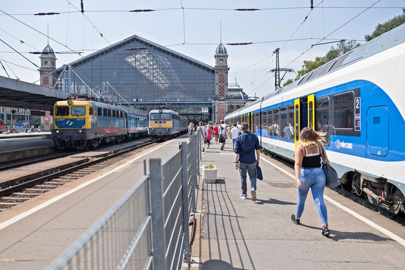 Egységes irányítás a vasúti és a buszos közlekedésben