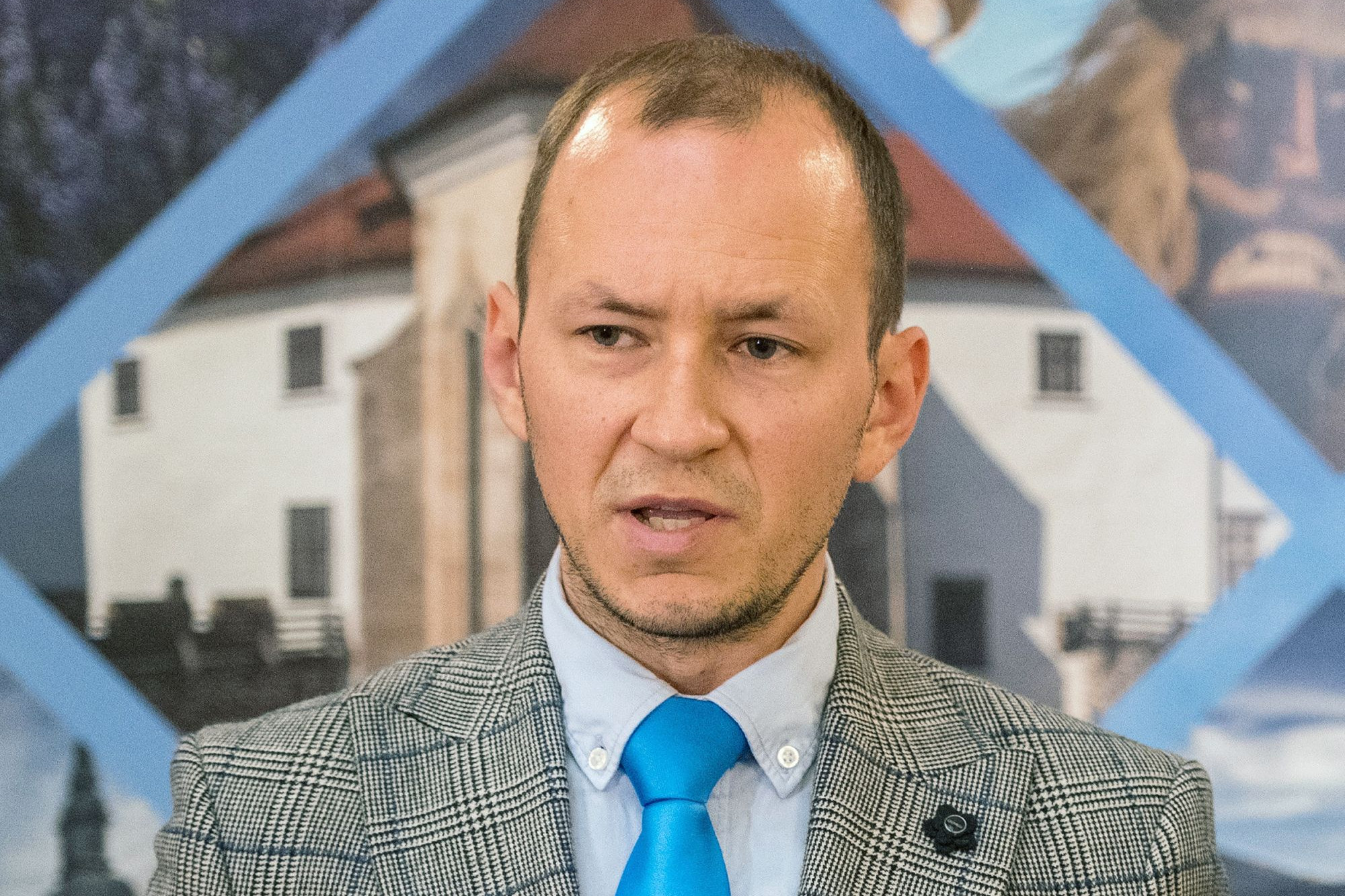 Cikk borítókép
