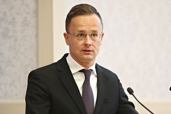 Fotó: MH Szijjártó: Magyarországot tisztelet övezi a Fehér Házban