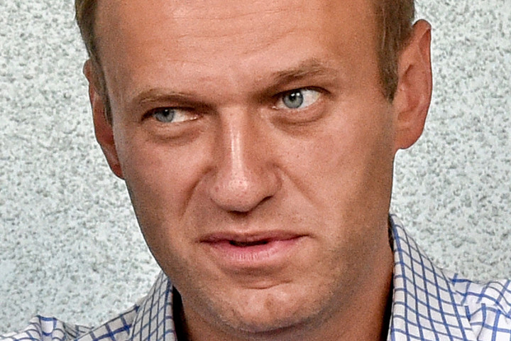 Enyhülnek Navalnij tünetei, de súlyos állapotban van