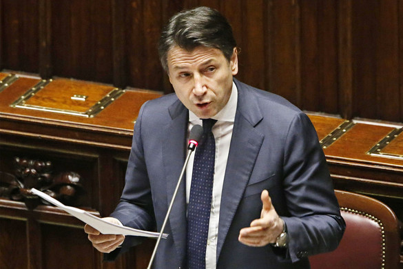 Nő a nyomás az olasz kormányon