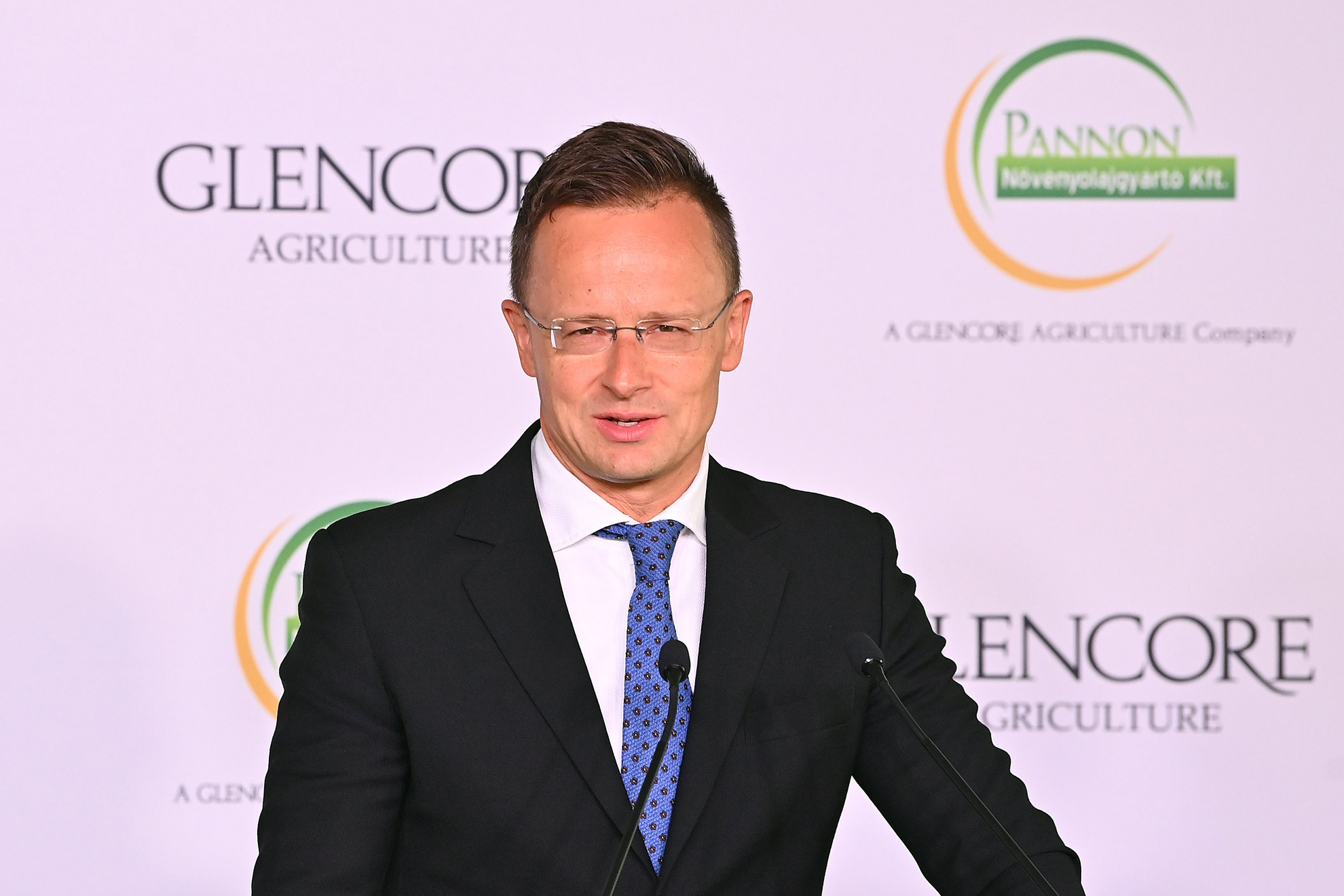 Fotó: MTI/Illyés Tibor Szijjártó Péter beszédet mond a Pannon Növényolajgyártó Kft. növényolaj-finomító üzemének alapkőletételi ünnepségén a Bács-Kiskun megyei Foktőn 2020. szeptember 7-én