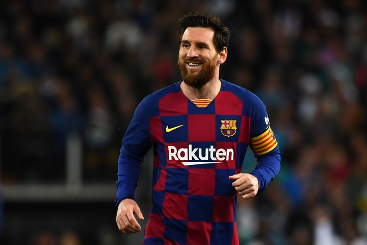 Hivatalos: Messi marad a Barcelonában