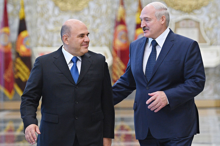 Leváltotta az Állambiztonsági Bizottság vezetőjét Lukasenka, aki tegnap az orosz kormányfő előtt bírálta a NATO–t