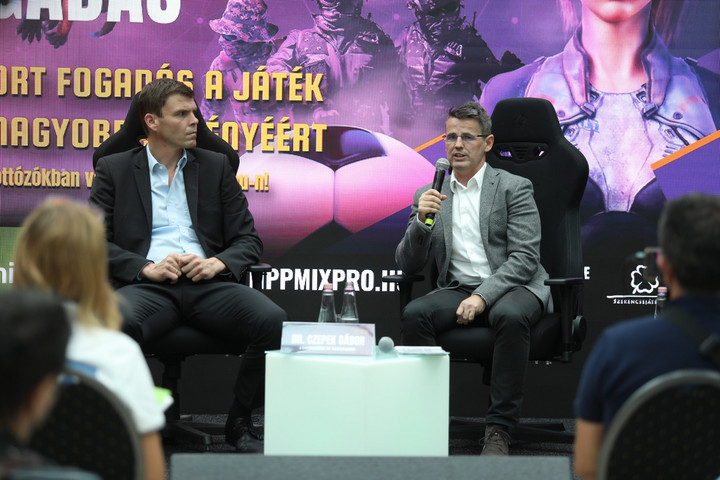 Fotó: MH/Bodnár Patrícia Villámrajtot vett az e-sport fogadás