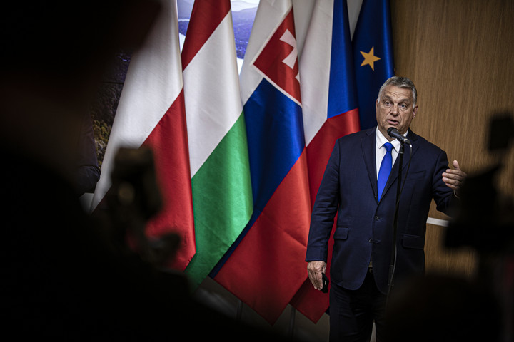 Fotó: MTI/Miniszterelnöki Sajtóiroda Az ET elnökével tárgyalnak a V4-ek miniszterelnökei jövő szerdán