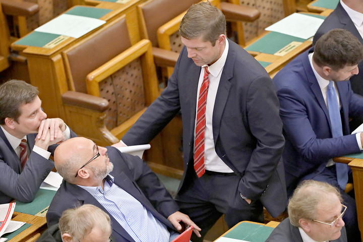 Fotó: MH Fiktívszámla-gyártó nagyhatalom az MSZP