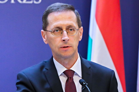Varga Mihály: Magyarország túljutott a válság mélypontján