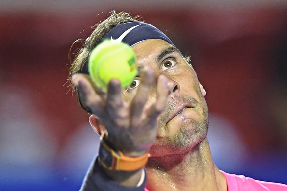 Rafael Nadal bombaformában tért vissza a salakra