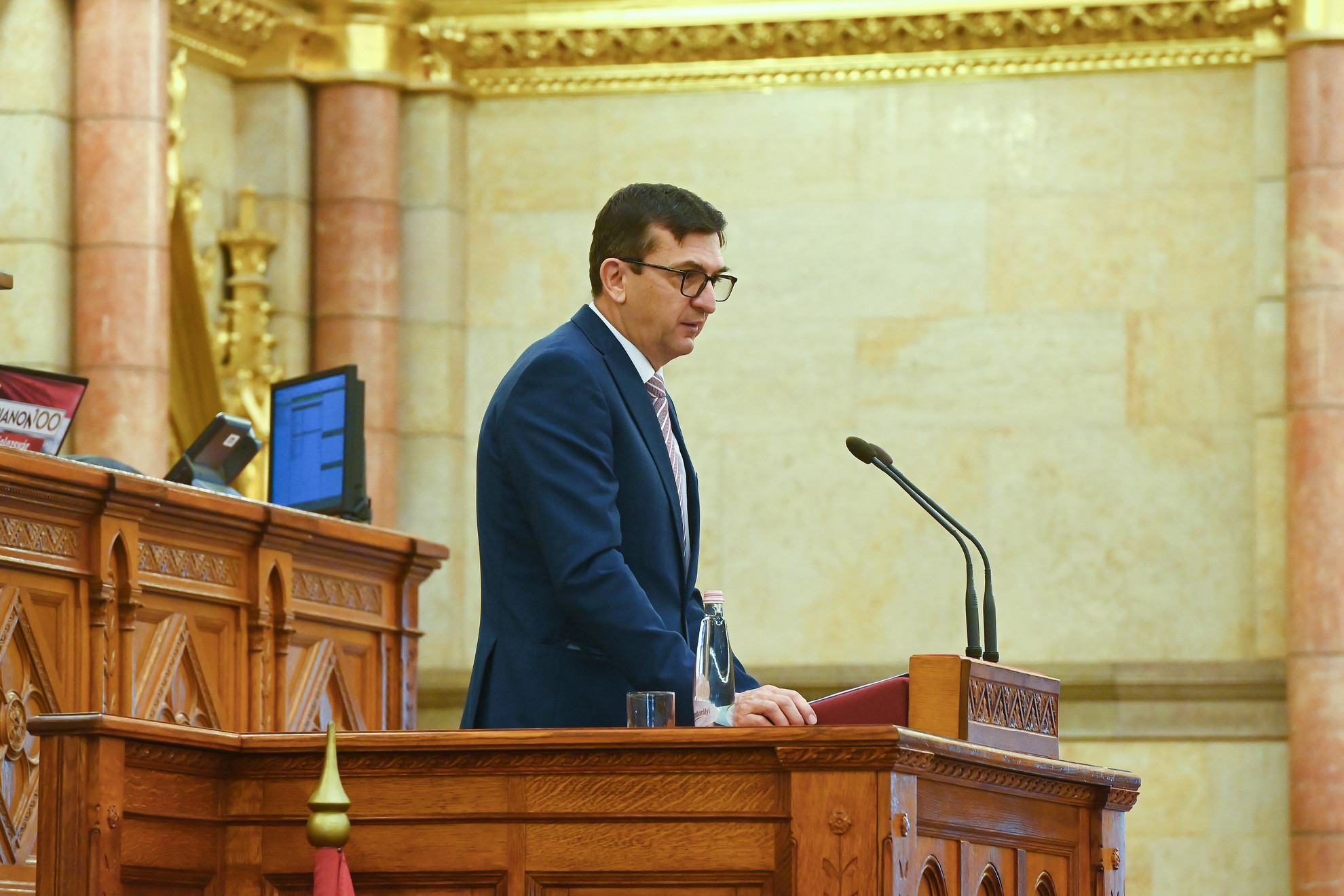 Fotó: MTI/Koszticsák Szilárd Domokos László, az Állami Számvevőszék (ÁSZ) elnöke felszólal a 2019-es költségvetés zárszámadásáról folytatott vitában az Országgyűlés plenáris ülésén 2020. október 21-én