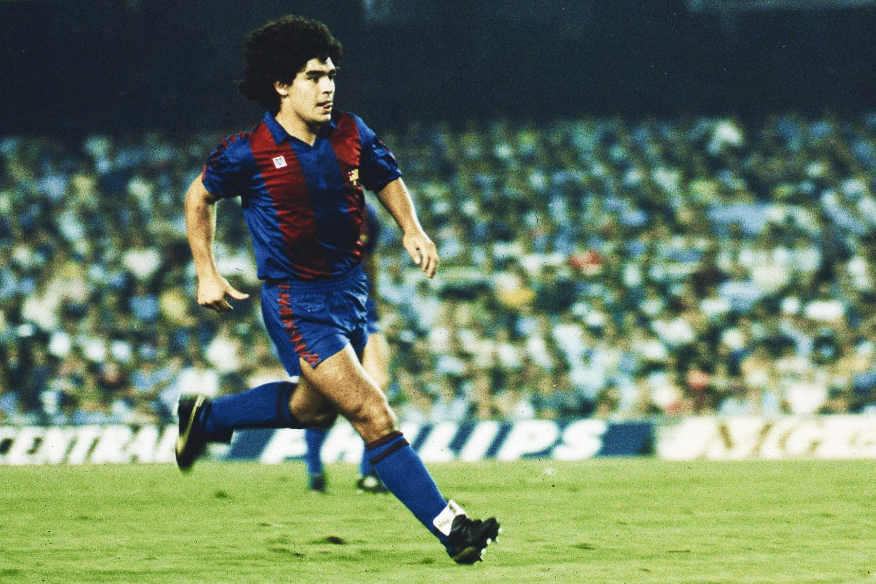Diego Maradona a Barcelona mezében