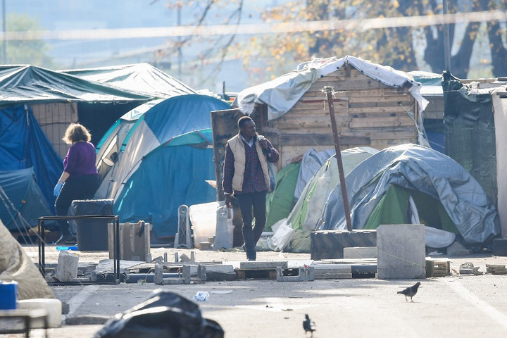 Fotó: Tiziana FABI / AFP Túszokat ejtettek egy római migránsközpont lakói a karanténintézkedések miatt