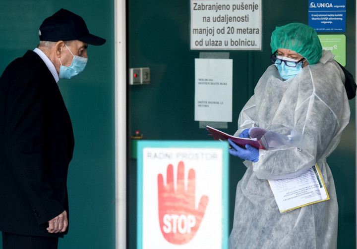 Fotó: AFP/Denis Lovrovic Nem lassul a fertőzés terjedése Horvátországban és Szlovéniában