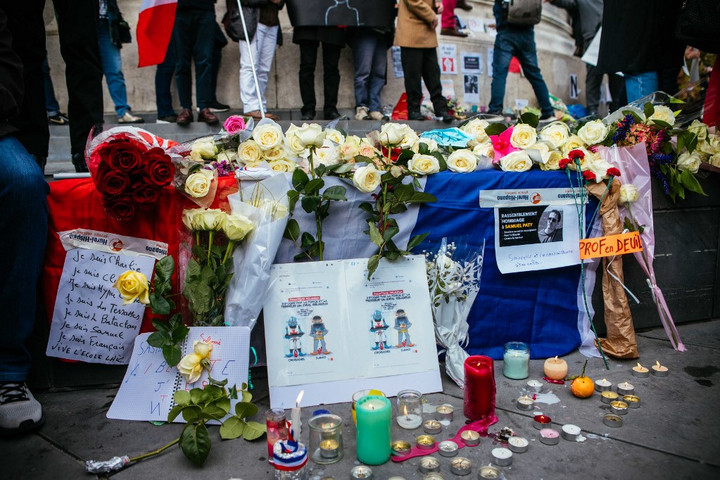 Fotó: AFP/Mathieu Menard Újabb rendőri akciók a francia tanárgyilkosság ügyében