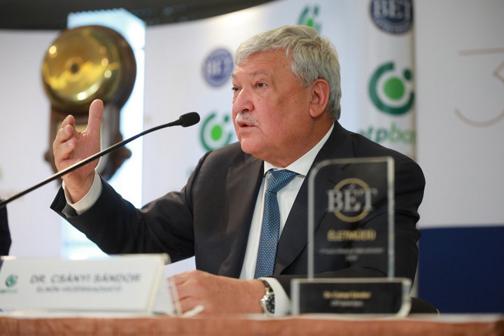 Fotó: MH/Hegedüs Róbert Huszonöt éve vezette be részvényeit az OTP a tőzsdére