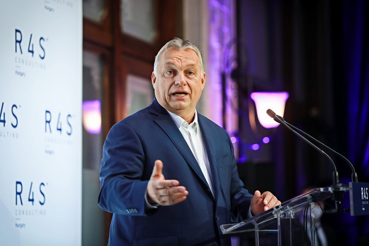 Fotó: MH/Hegedüs Róbert Orbán: Itt van a dinamika, itt van a jövő, itt van a növekedés