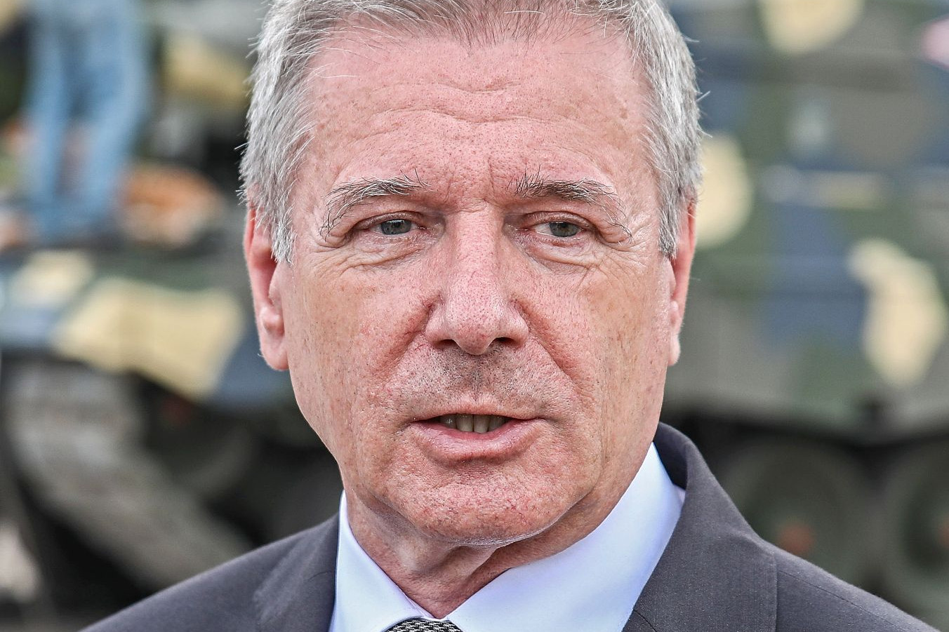Benkő: A cél a kiszámítható életpálya és a versenyképes jövedelem biztosítása