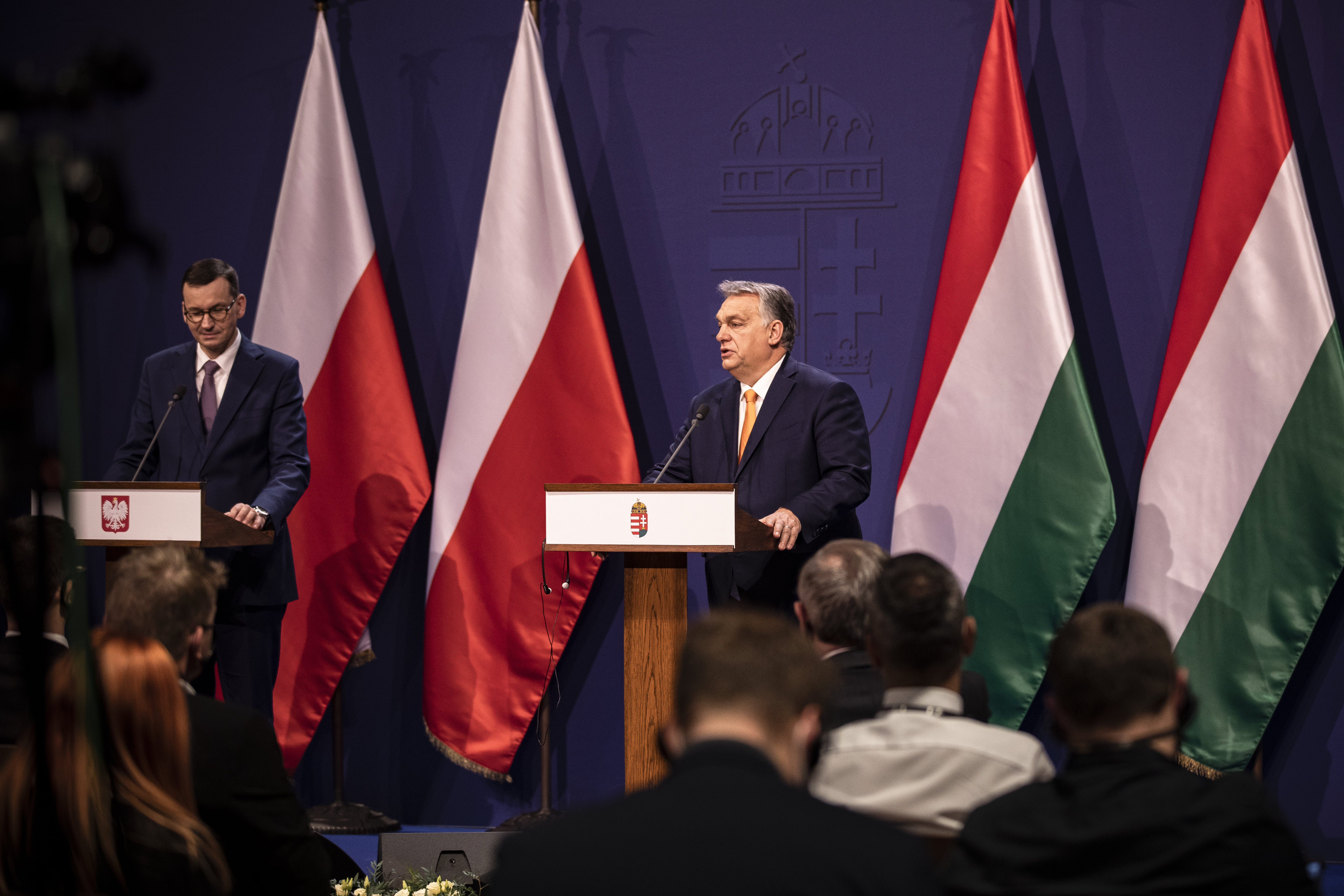 Orbán Viktor a lengyel kormányfővel tárgyal