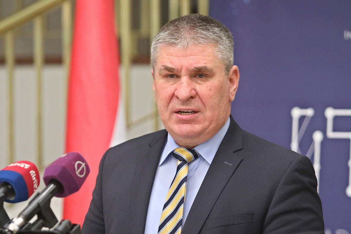 Fotó: MH/Papajcsik Péter „A járványhelyzet ellenére jól alakulnak a mutatók”