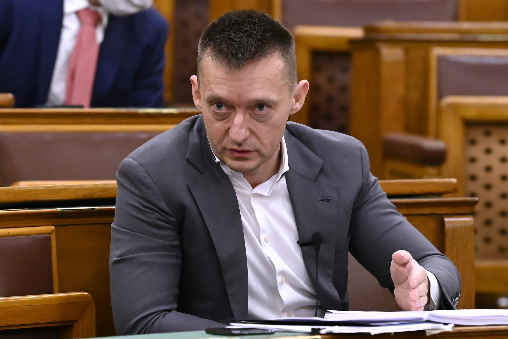 Fotó: MTI/Kovács Tamás Rogán Antal, a Miniszterelnöki Kabinetirodát vezető miniszter éves meghallgatásán az Országgyűlés igazságügyi bizottságának ülésén az Országházban 2020. november 24-én